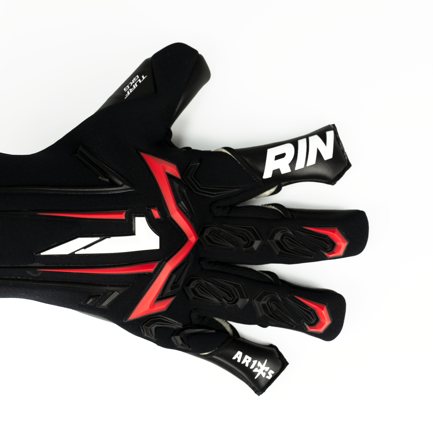 RINAT ARIES X TURF BLACK